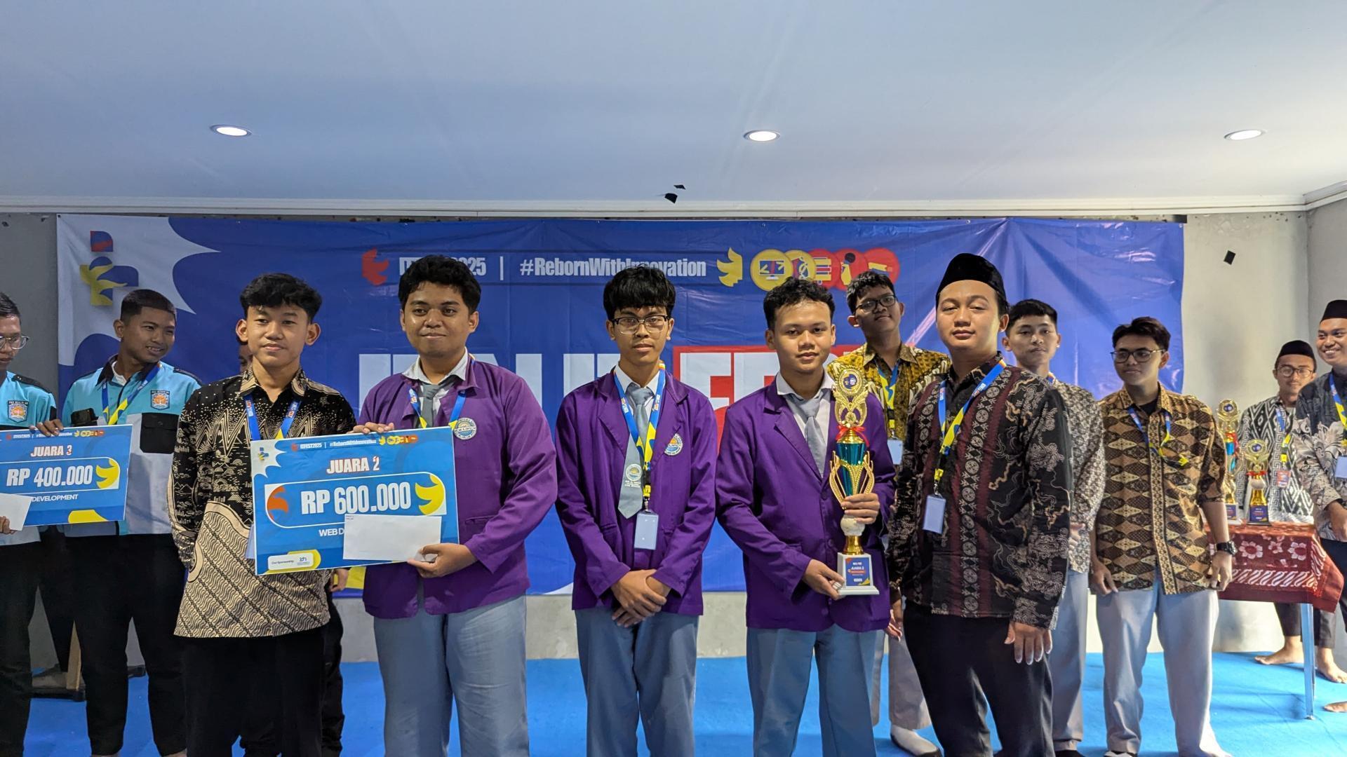 Juara IDN IT Fest 2025 Bidang Web Development